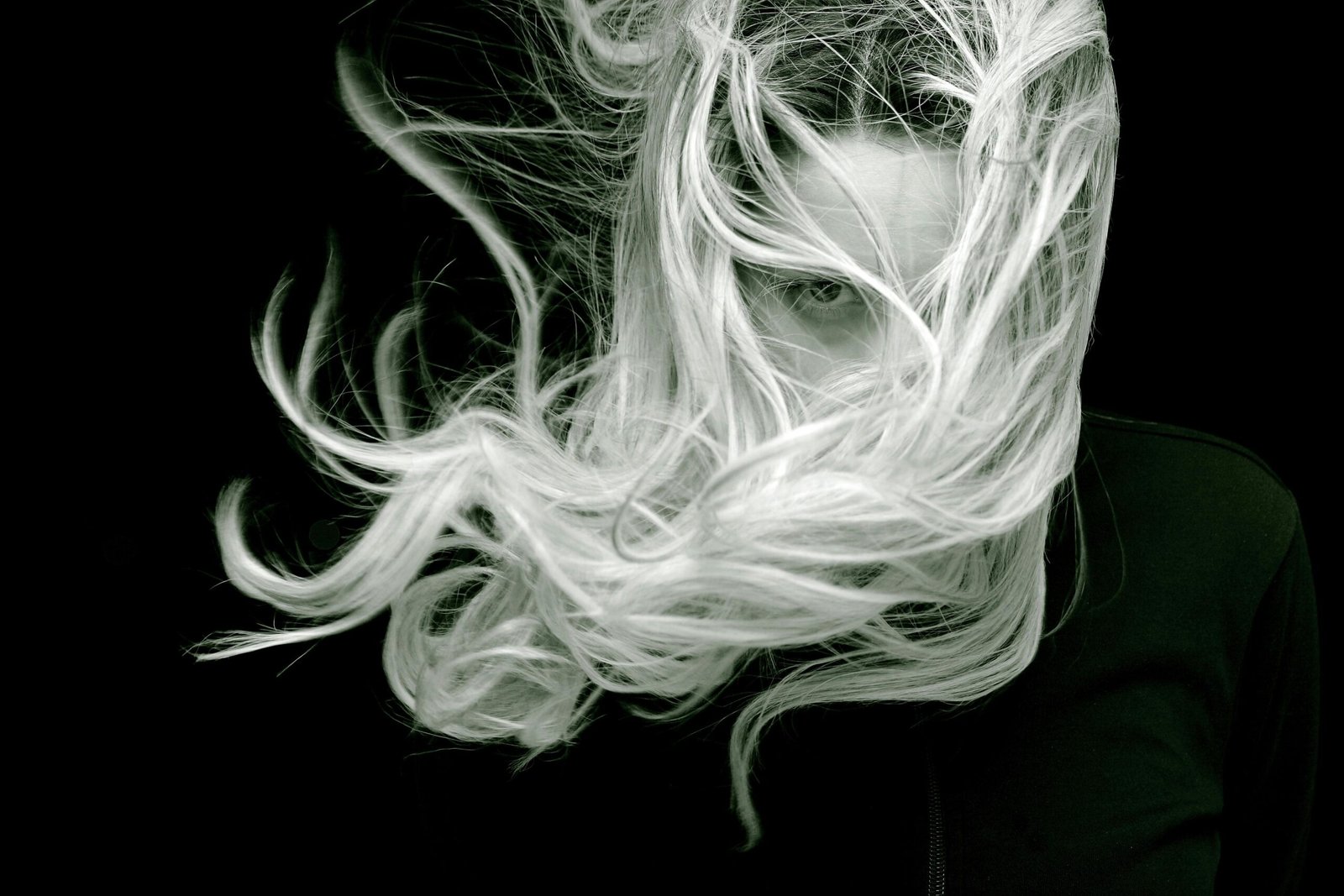 Strands of Wisdom: Understanding the Biology of Hair
